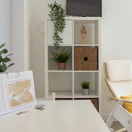 Centralgarve - Stunning Front - Astro קווארטיירה