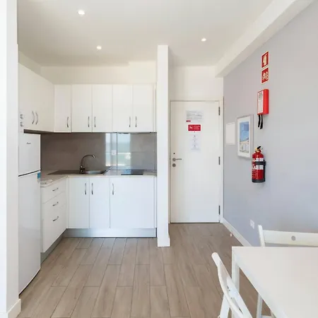 Centralgarve - Stunning Front - Astro * קווארטיירה