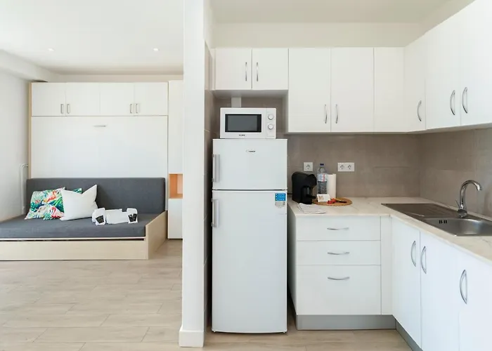 Lejlighed Centralgarve - Stunning Front - Astro *